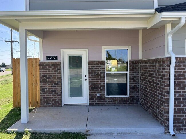 7738 Westhall Pl in Oklahoma City, OK - Building Photo - Building Photo