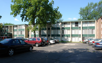 Forest Terrace in Ann Arbor, MI - Building Photo - Building Photo