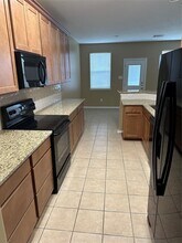 14404 LILYGATE Ct in Houston, TX - Foto de edificio - Building Photo