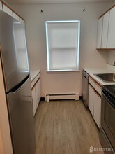 289 Main St in Spotswood, NJ - Building Photo - Building Photo