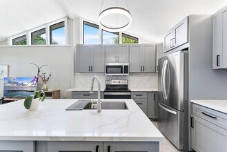 1292 SW 25th Ave in Fort Lauderdale, FL - Building Photo - Building Photo