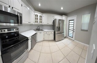 3360 Spanish Moss Terrace in Lauderhill, FL - Building Photo