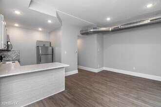 4131 W Girard Ave in Philadelphia, PA - Building Photo - Building Photo