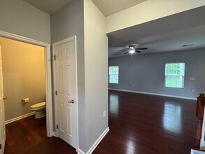 624 Leonard Ln in Newport News, VA - Building Photo - Building Photo