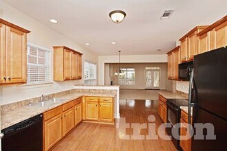 500 Dante Ranch Ln in Nolensville, TN - Foto de edificio - Building Photo