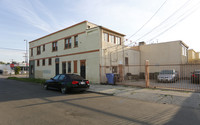 2820 W Slauson Ave in Los Angeles, CA - Building Photo - Building Photo