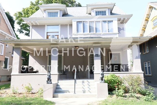 617 Prospect Ave SE
