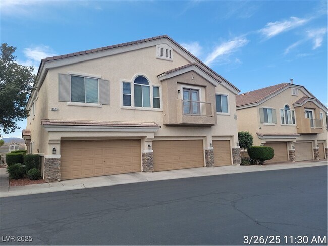 property at 2513 April Breeze Ln