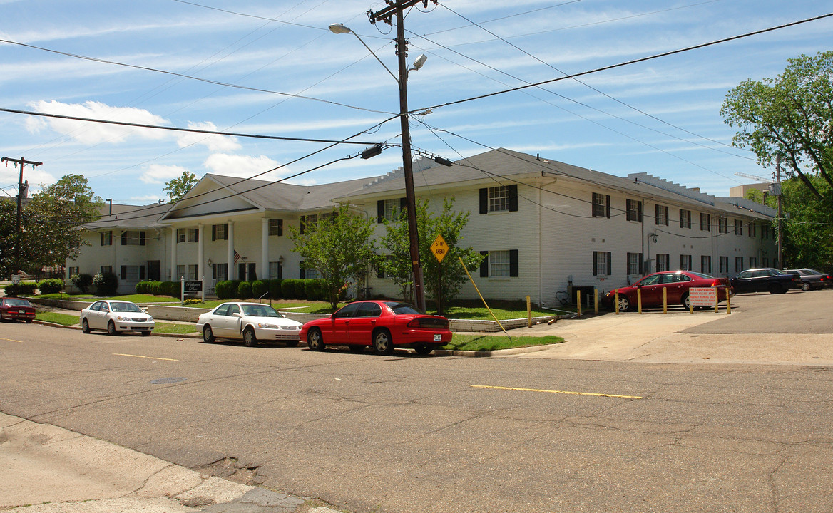 Belhaven Place in Jackson, MS - Foto de edificio