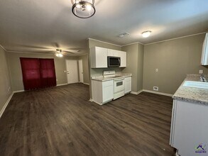 204 Mike St in Warner Robins, GA - Building Photo - Building Photo