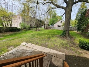211 Farmdale St in Ferndale, MI - Building Photo - Building Photo