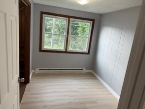 65 French King Hwy in Erving, MA - Building Photo - Building Photo