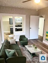 432 E Brookside St in Colorado Springs, CO - Building Photo