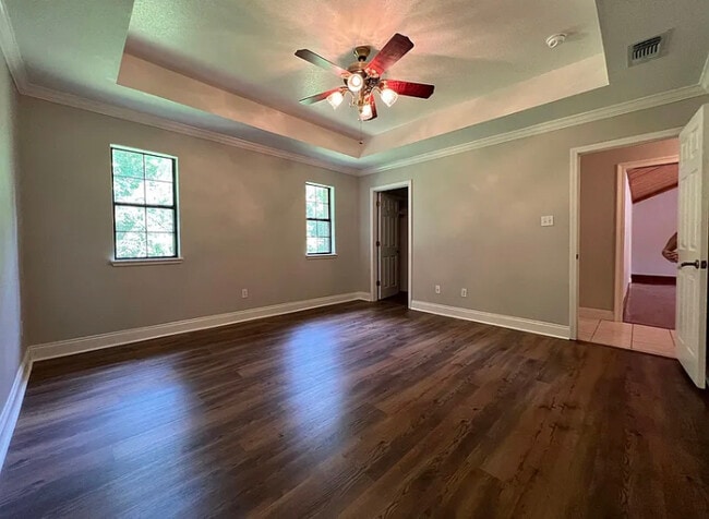 704 Hidden Oaks Dr in Ocean Springs, MS - Building Photo - Building Photo