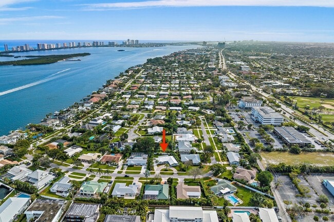 130 Gulfstream Rd