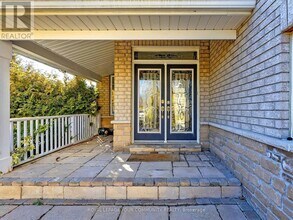 12 Bilberry Crescent in Richmond Hill, ON - Building Photo - Building Photo