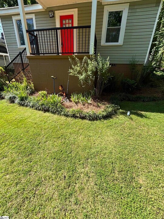 261 Cowan Ct in Greenville, SC - Building Photo