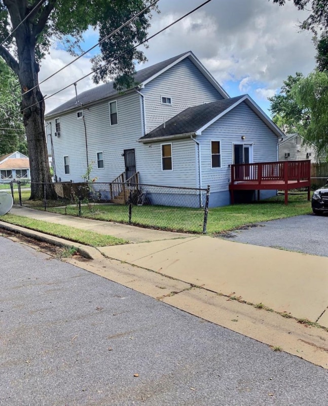 1 Doewood Ln in Capitol Heights, MD - Foto de edificio - Building Photo