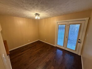 2705 Sood Rd in Knoxville, TN - Building Photo - Building Photo