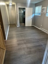 422 E 41st St in Los Angeles, CA - Building Photo - Building Photo