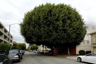 Euclid Apartments in Long Beach, CA - Foto de edificio - Building Photo