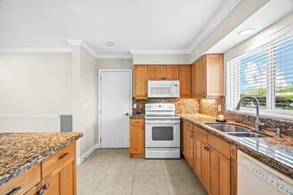 1260 SW 9th St in Boca Raton, FL - Building Photo - Building Photo