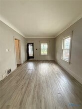 3412 Maple St in Toledo, OH - Building Photo - Building Photo
