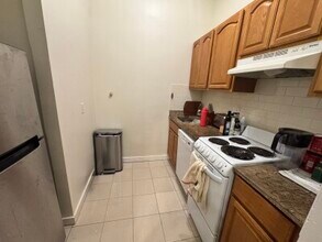 35 Bay State Rd, Unit 4R in Boston, MA - Building Photo - Building Photo