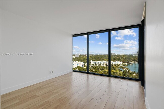 property at 601 NE 36th St