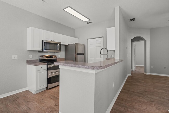 property at 846 Grand Regency Pointe