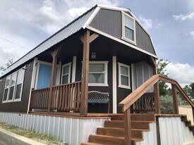 241 Mount Pisgah Dr in Comfort, TX - Building Photo