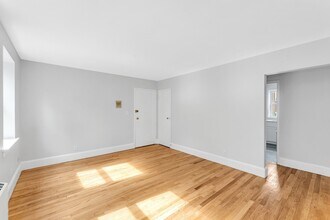 98 Morton St, Unit 57 in Boston, MA - Building Photo - Building Photo