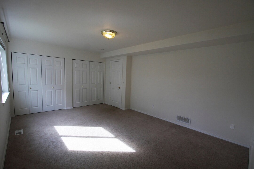 2603 Lauren Creek Loop in Anchorage, AK - Building Photo
