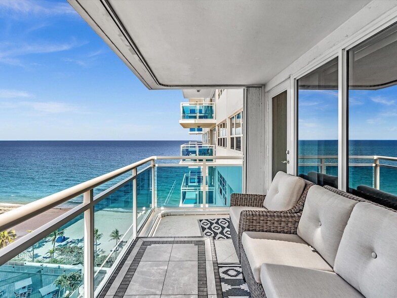 3430 Galt Ocean Dr, Unit 1204 in Fort Lauderdale, FL - Building Photo