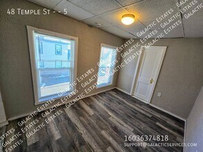 48 Temple St in Nashua, NH - Building Photo - Building Photo