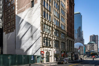 114 Liberty St in New York, NY - Building Photo - Building Photo