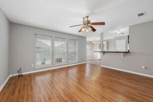 AUGUST PRE-LEASE! Incredible 4 Bed 3 Bath in College Station, TX - Building Photo