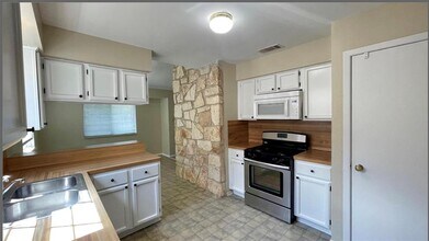 509 Riverwood Dr in Cedar Park, TX - Building Photo - Building Photo