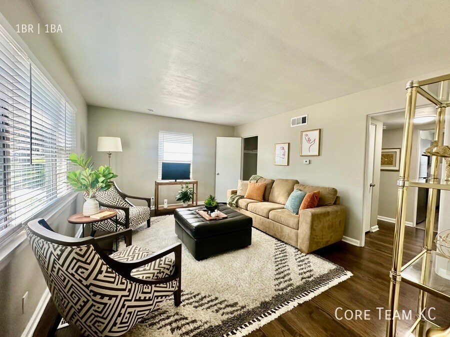 4128 Roanoke Rd in Kansas City, MO - Building Photo