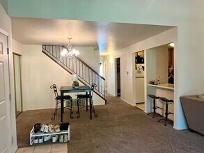 8122 Cottonwood Hills Cir in Sandy, UT - Building Photo - Building Photo