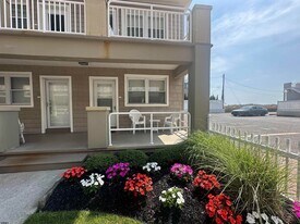 9010 Atlantic Ave in Margate City, NJ - Building Photo