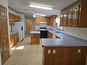 140 Elsie Lamm Rd in Sanford, NC - Building Photo - Building Photo