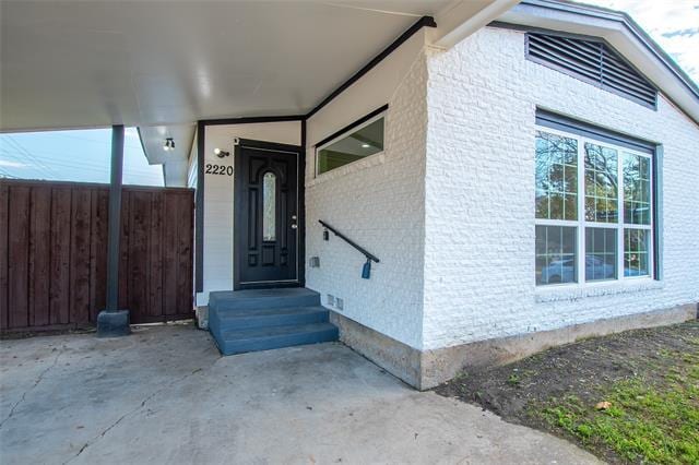 2220 Housley Dr in Dallas, TX - Foto de edificio - Building Photo