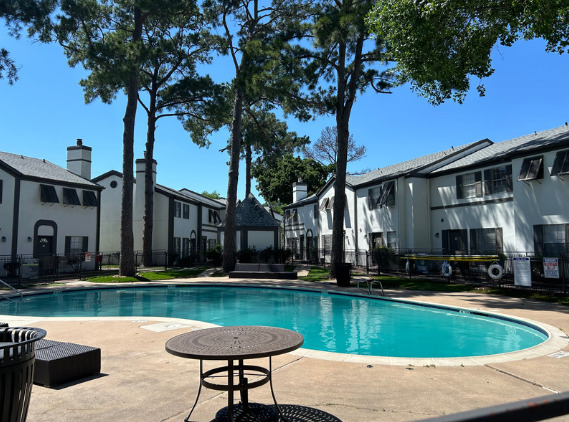 Springwood Park Apartments in Houston, TX - Building Photo - Building Photo