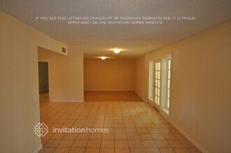 9811 N 40th Dr in Phoenix, AZ - Building Photo - Building Photo