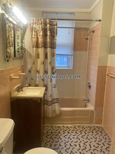 126 Warren St in Boston, MA - Building Photo - Building Photo