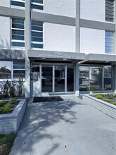 1400 SW 27th Ave in Miami, FL - Building Photo - Building Photo