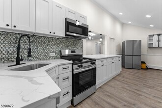 113 Rt560 in Layton, NJ - Building Photo - Building Photo