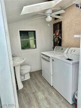 4317 W Oakey Blvd in Las Vegas, NV - Building Photo - Building Photo