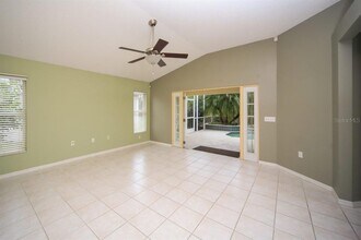 12135 Winding Woods Way in Lakewood Ranch, FL - Foto de edificio - Building Photo